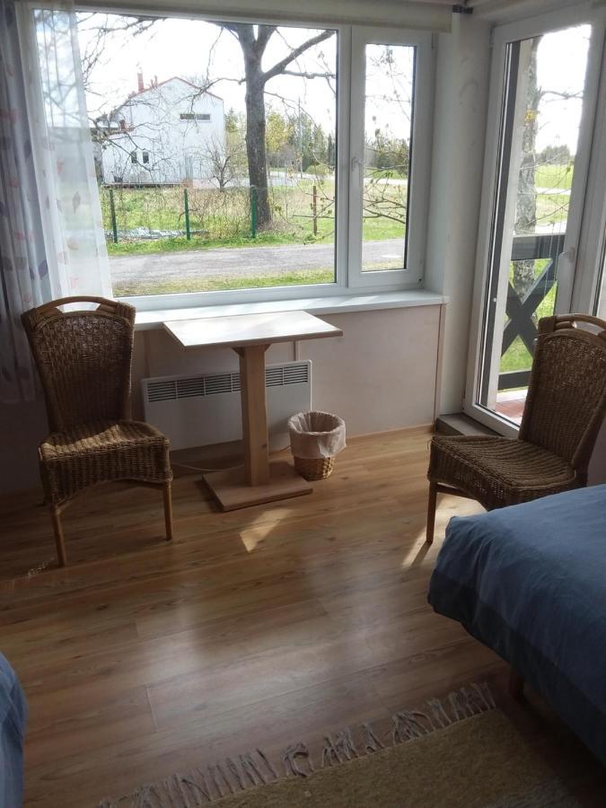 Tuule Villa Kuressaare Buitenkant foto