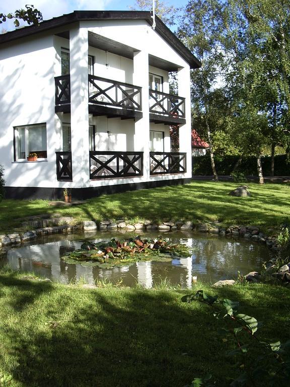 Tuule Villa Kuressaare Buitenkant foto
