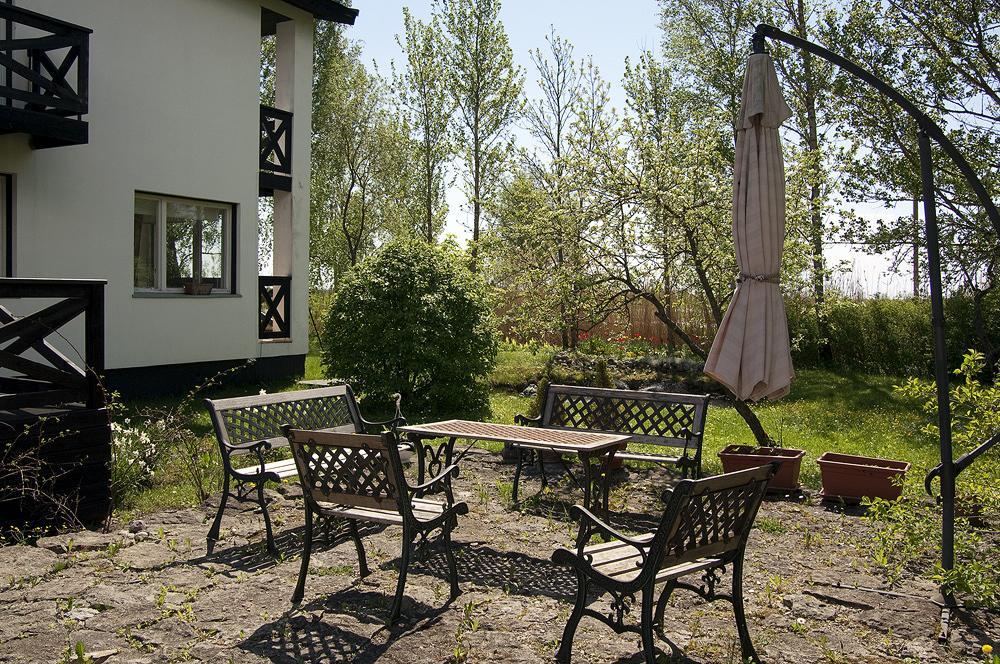 Tuule Villa Kuressaare Buitenkant foto