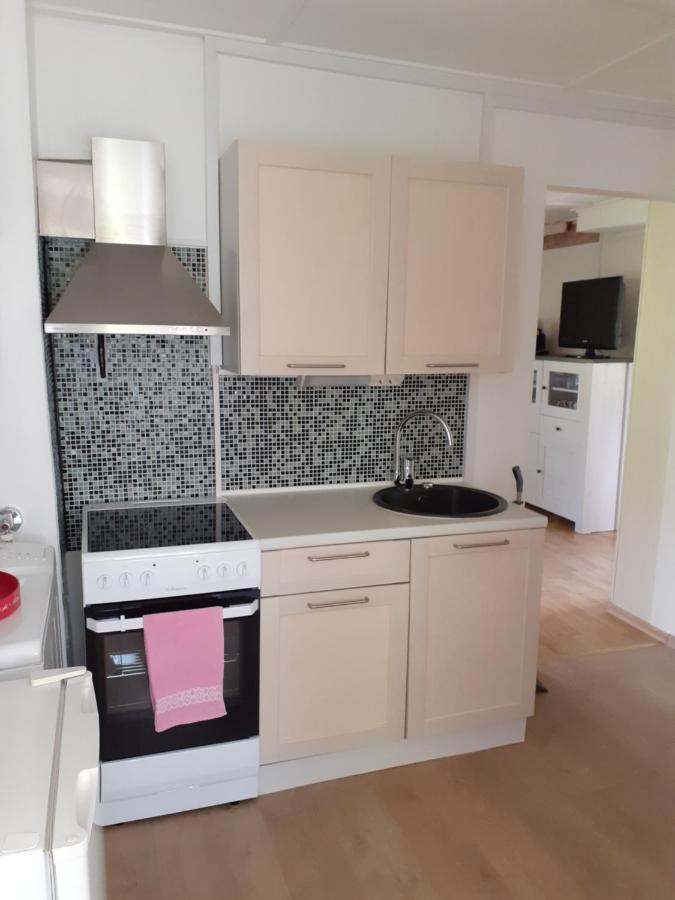 Tuule Villa Kuressaare Buitenkant foto