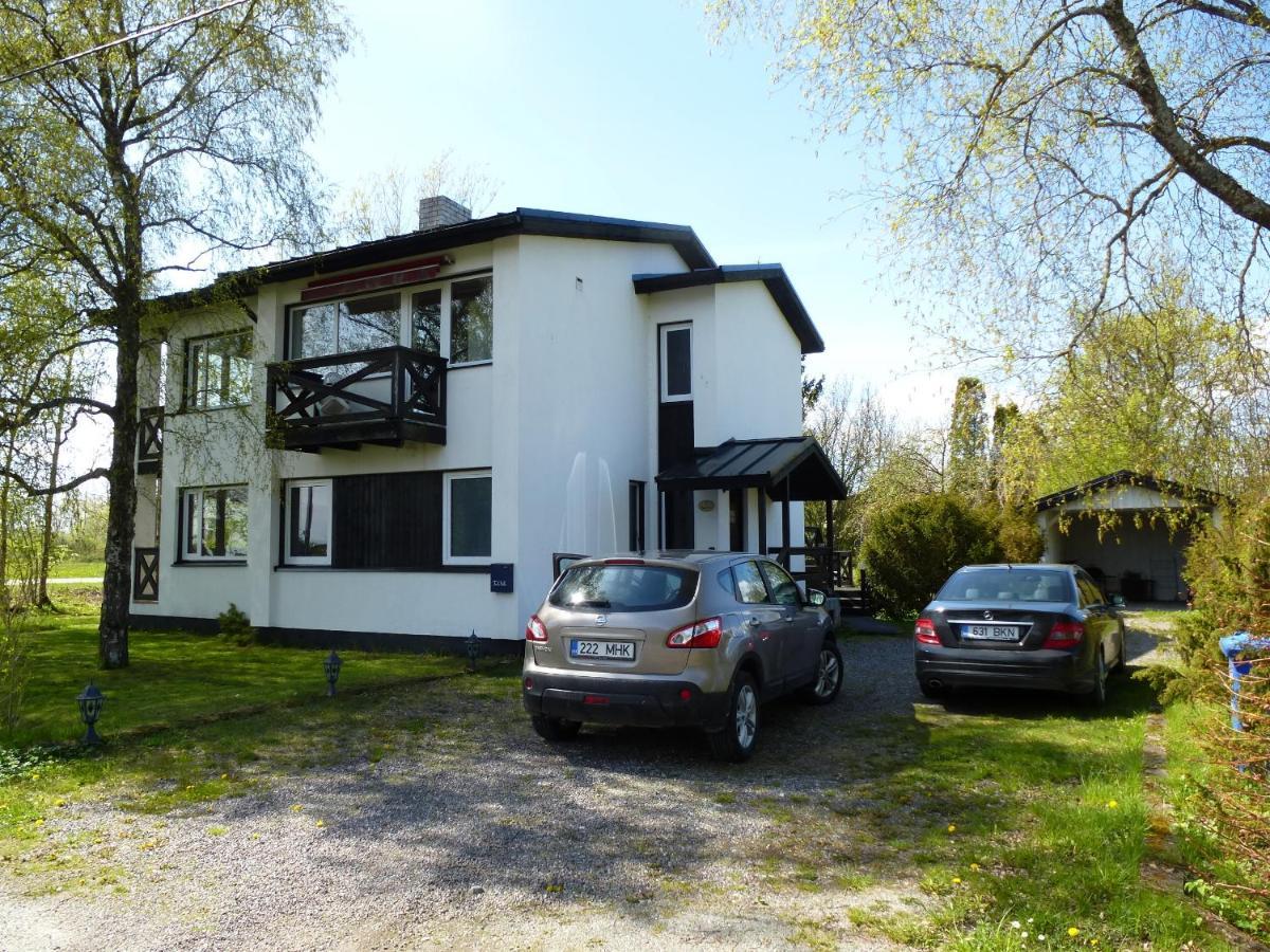 Tuule Villa Kuressaare Kamer foto